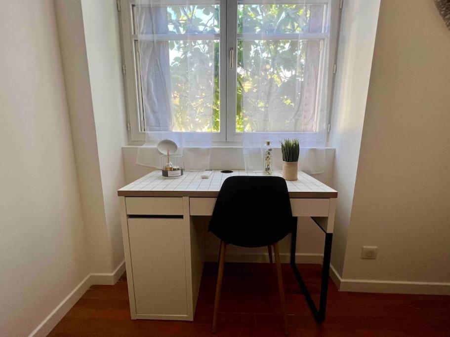 Appartement Climatise 4 Personnes / Centre-Ville Besancon Bagian luar foto